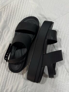 CROCS Brooklyn Low Wedge Platform Sandals with Wide Straps